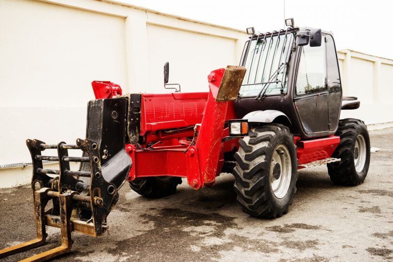 It works well on rough or uneven terrain.